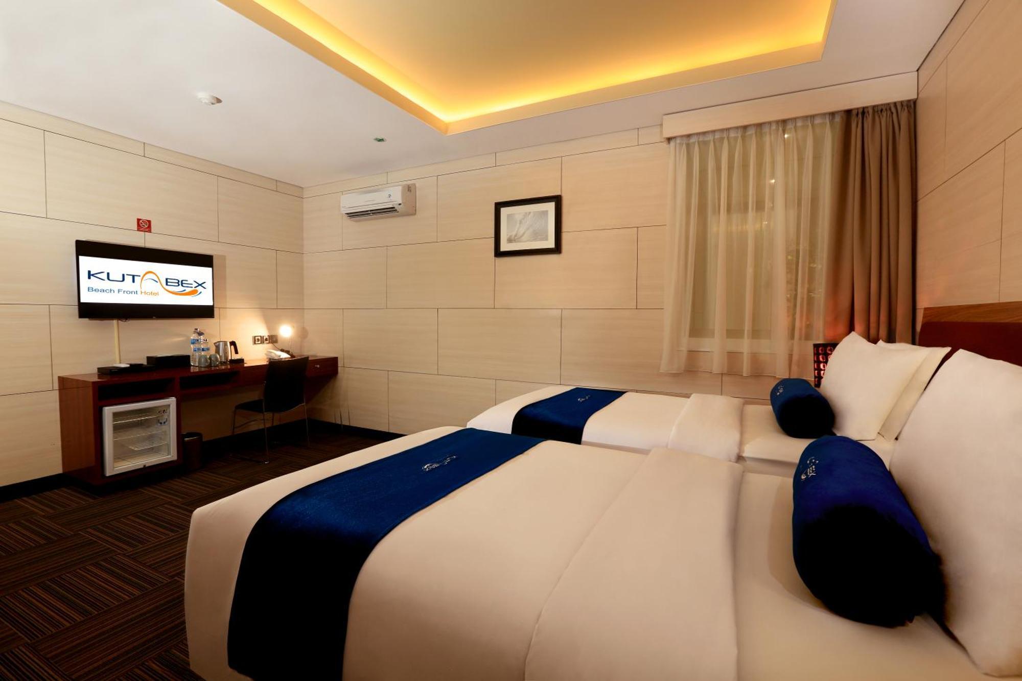 Kutabex Beachfront Hotel Kuta Lombok Exterior foto