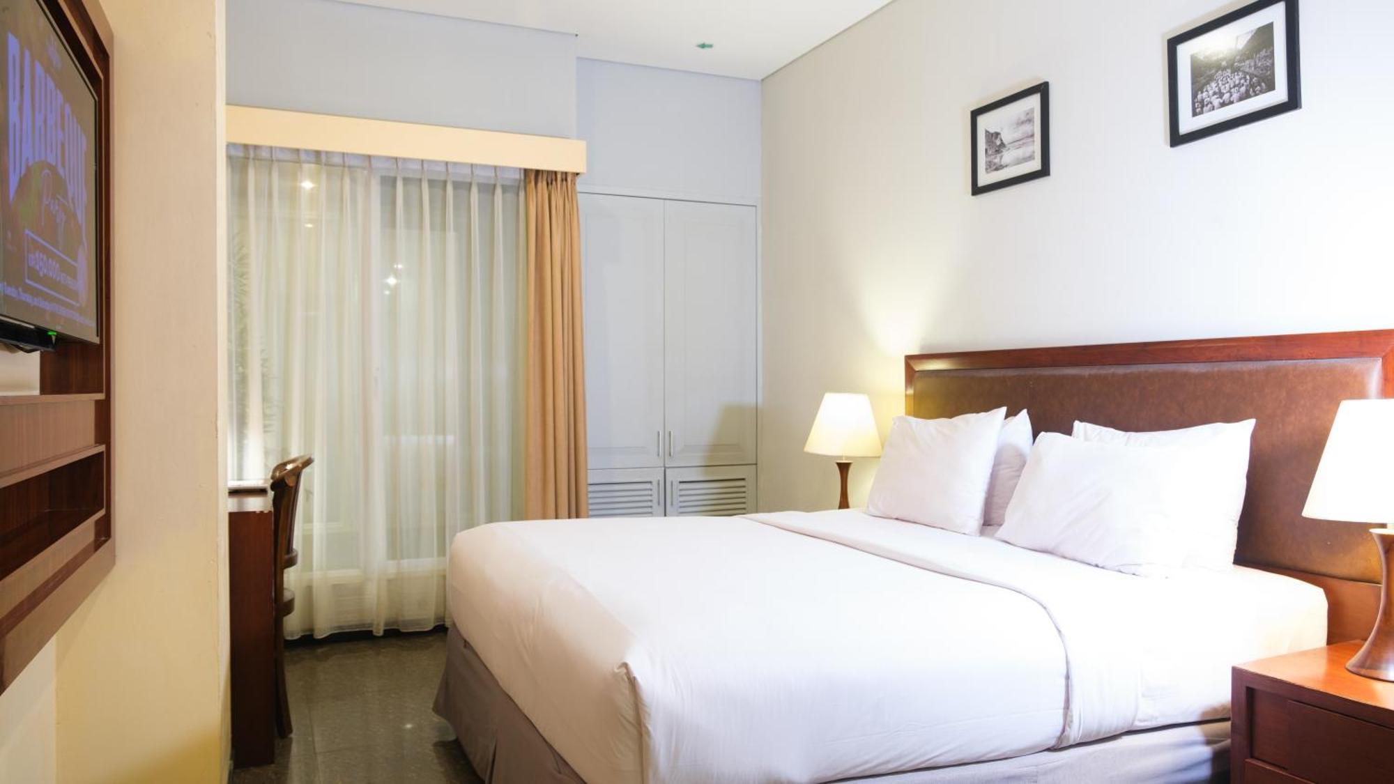 Kutabex Beachfront Hotel Kuta Lombok Exterior foto